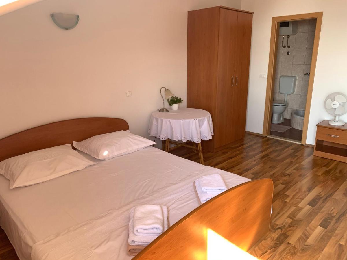 Apartman Senka Podgora Exterior photo